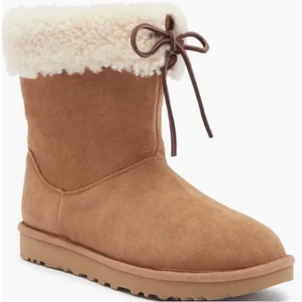 UGG Sarissa Shearling Boots in Chestnut New!‎